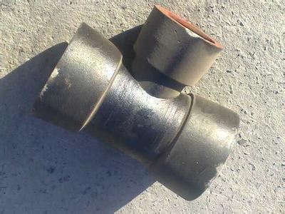 老房子天水铸铁管下水漏水怎么处理 老房子天水铸铁管下水漏水怎么处理